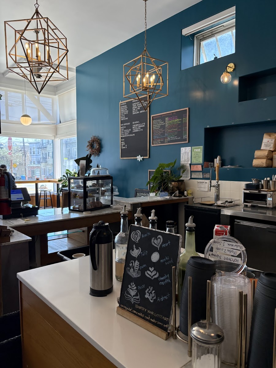 La Lucha Coffee Bar Photos 2